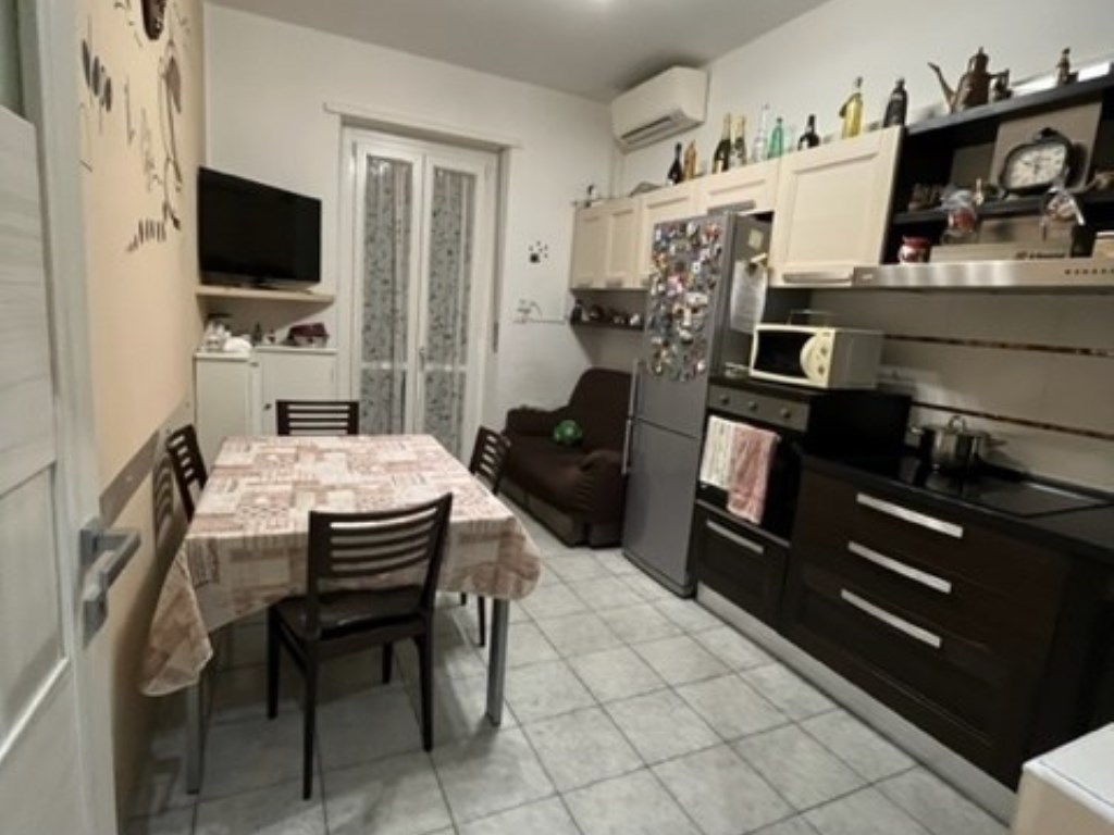 Appartamento in vendita a Torino via Pianezza, 90