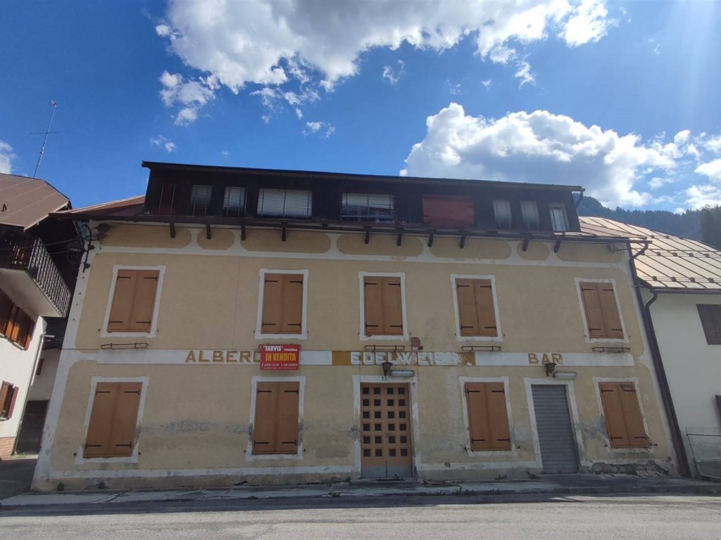 Hotel in vendita a Malborghetto Valbruna