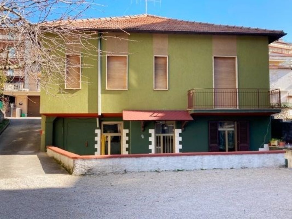 Casa Indipendente in vendita a Fiuggi via Vallicelle 12