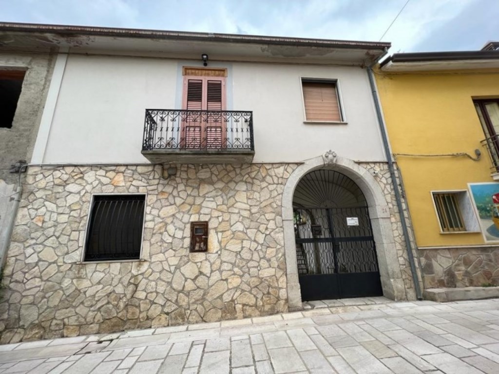 Casa Semindipendente in affitto a Serino via Francesco Solimene