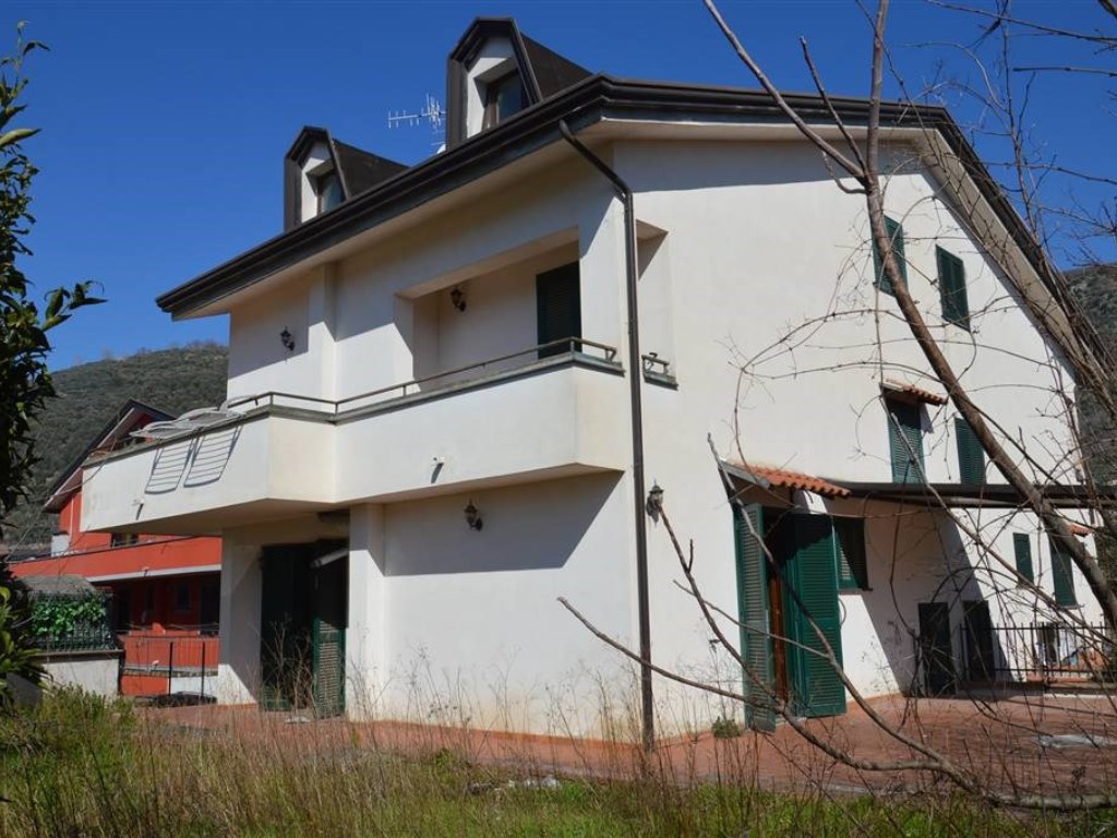 Villa a Schiera in vendita a Pago del Vallo di Lauro via Giovanni Falcone 4
