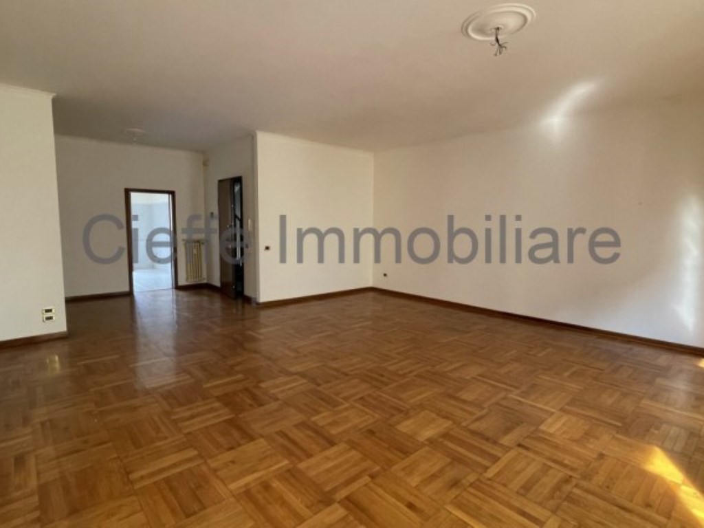 Appartamento in vendita a Padova via roma