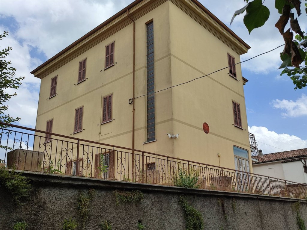 Casa Indipendente in vendita a Canneto Pavese