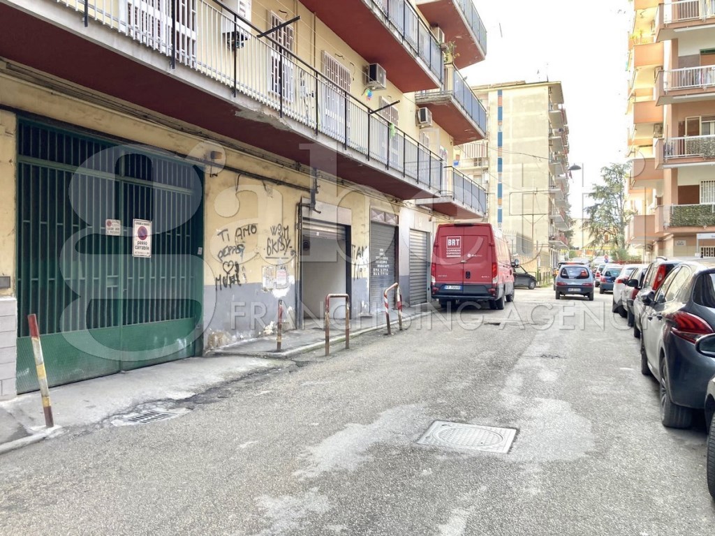Garage in vendita a Marano di Napoli marano di Napoli Mediterraneo