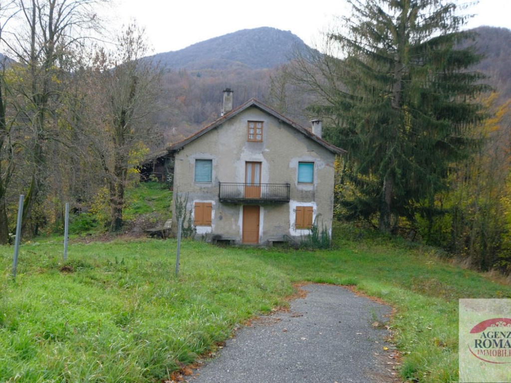 Casa Indipendente in vendita a Urbe
