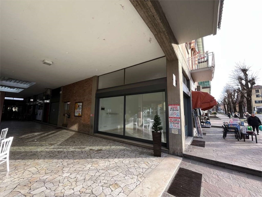 Ufficio in vendita a San Polo d'Enza piazza matteotti