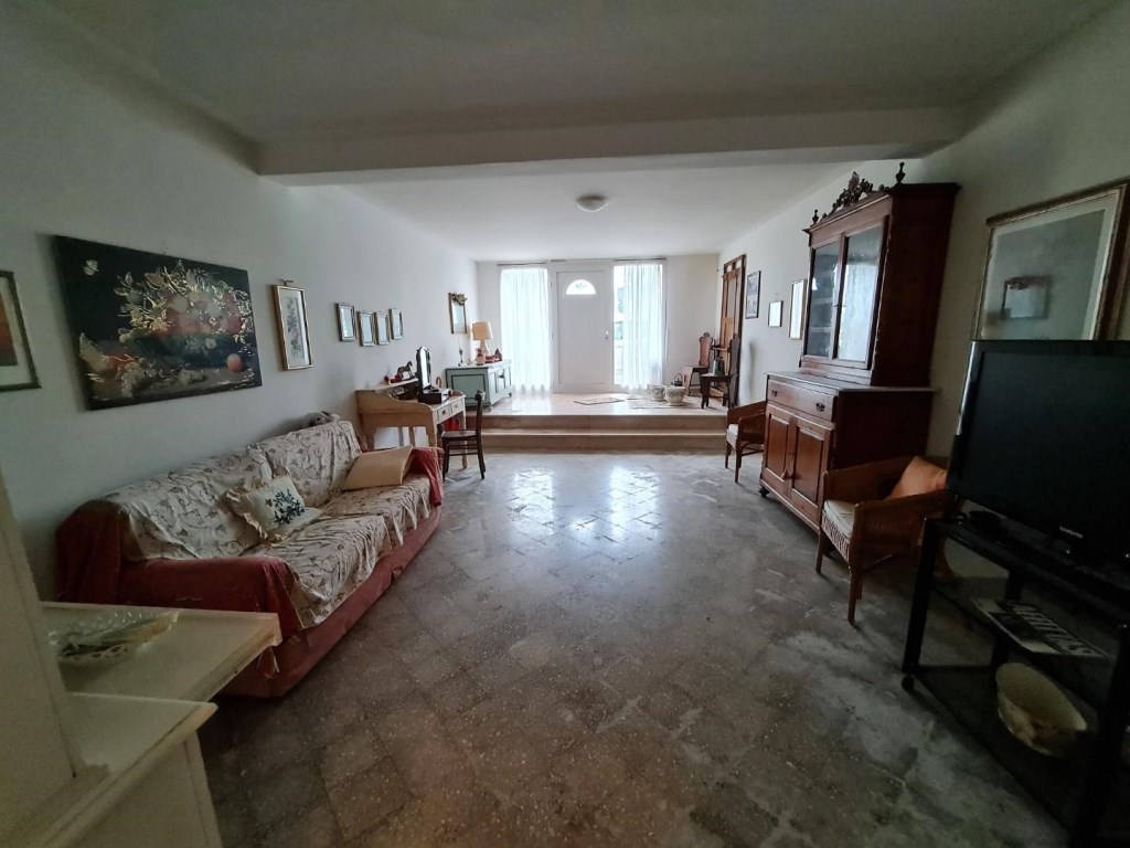 Palazzo in vendita a San Miniato via Tosco Romagnola Est,