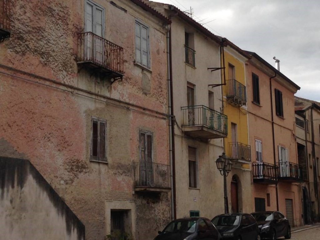 Casa Semindipendente in vendita a Formicola piazza Carafa