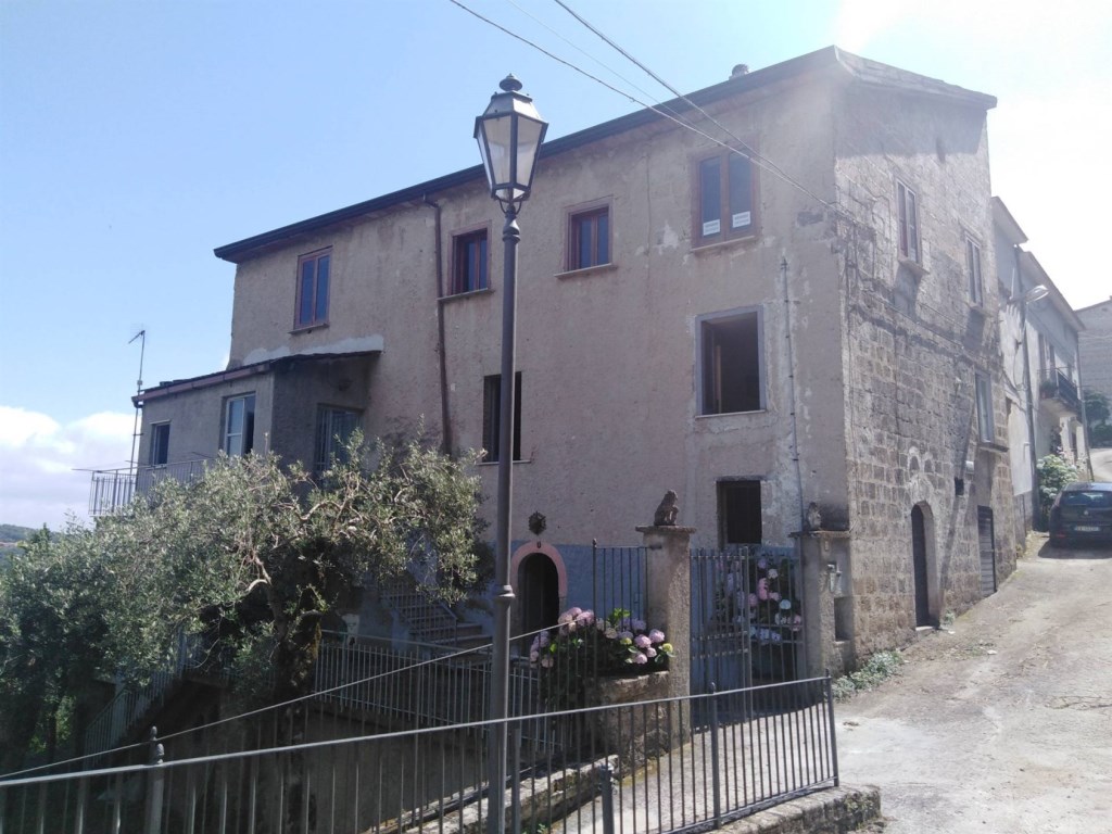 Casa Semindipendente in vendita a Marzano Appio via Nuova 15
