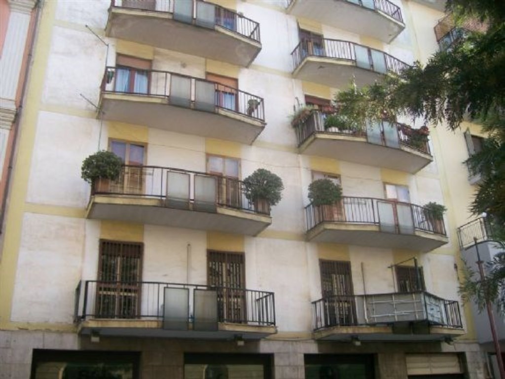 Appartamento in vendita a Caserta via Roma 90
