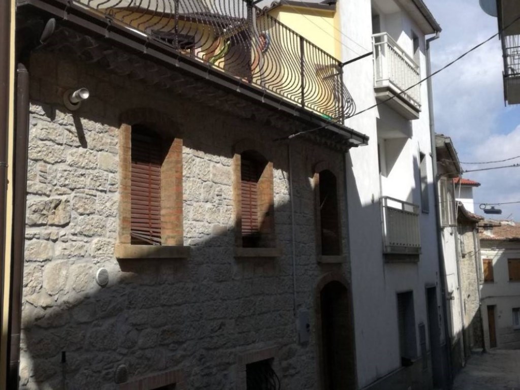Casa Indipendente in vendita a Riccia via Cirillo 9