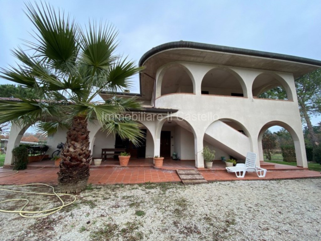 Villa in vendita a Castiglione del Lago via Bertoni, 63