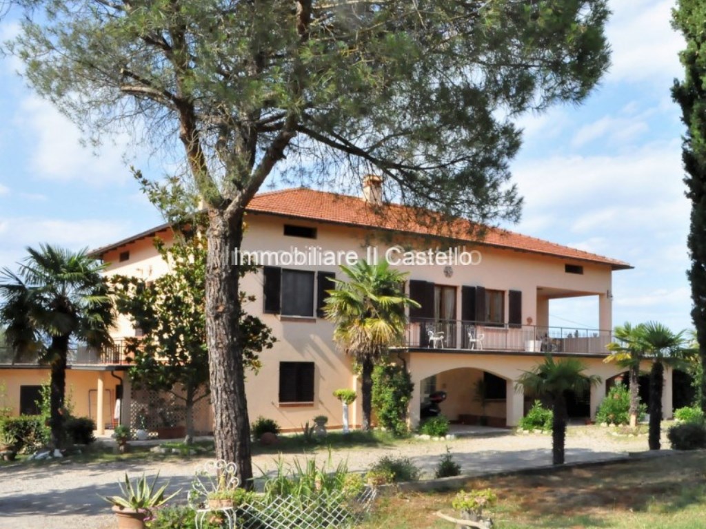 Villa in vendita a Castiglione del Lago via soccorso