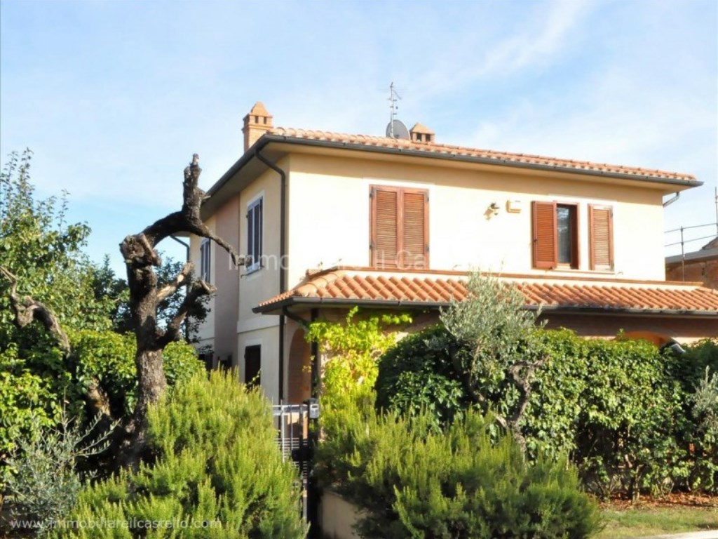 Villa in vendita a Castiglione del Lago via Guidonami 22