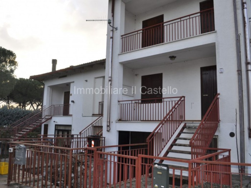Appartamento in vendita a Castiglione del Lago via Anghiari