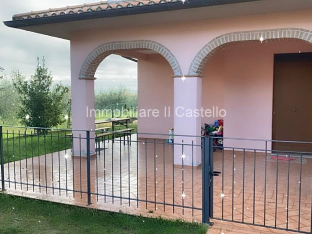Casa a Schiera in vendita a Castiglione del Lago via Nazionale