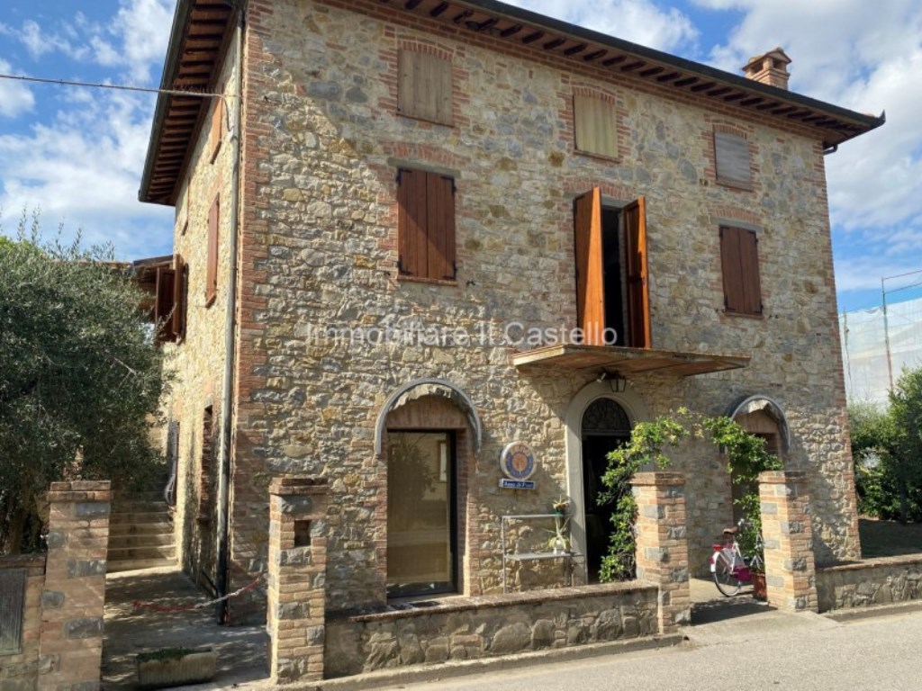 Casa Indipendente in vendita a Castiglione del Lago sanfatucchio