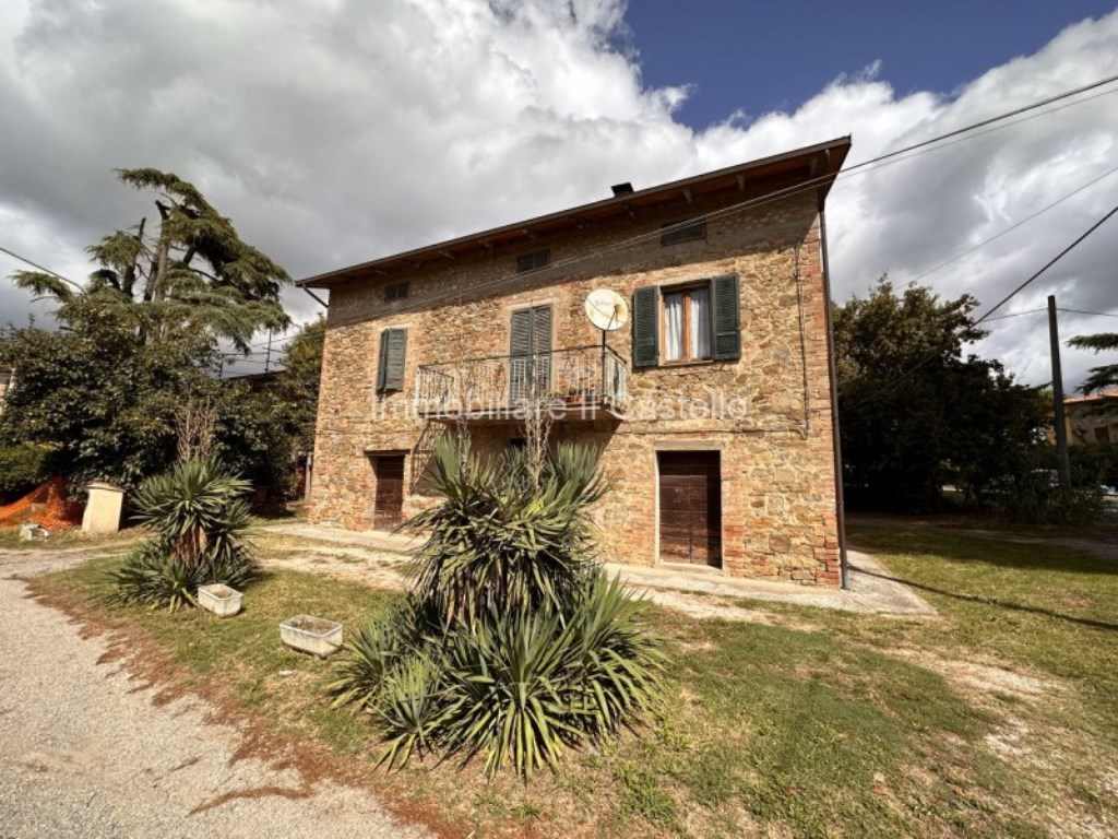 Casa Indipendente in vendita a Castiglione del Lago via santa maria