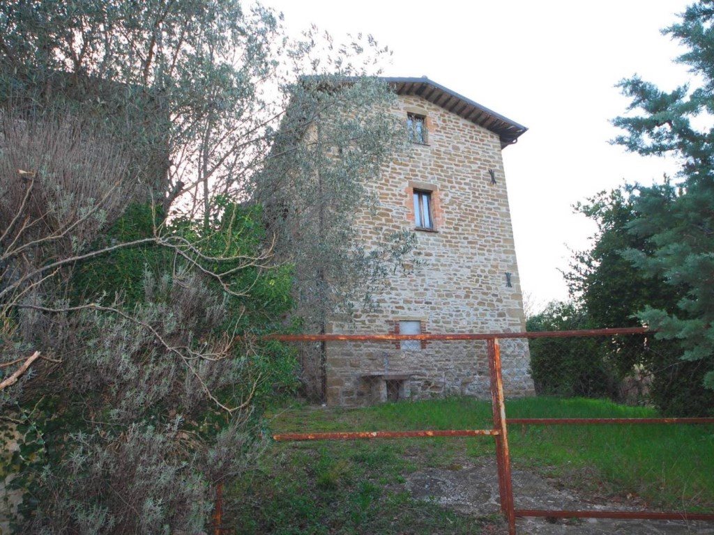 Casale in vendita ad Assisi frazione Porziano
