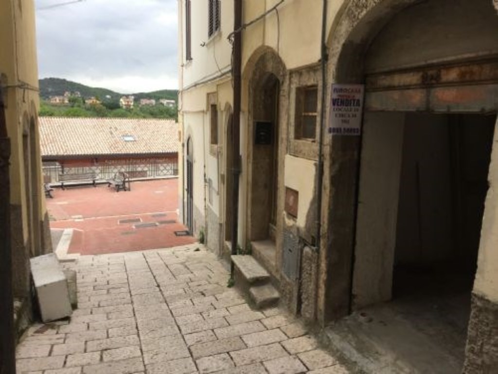 Laboratorio in vendita a Isernia vico Porta Castello