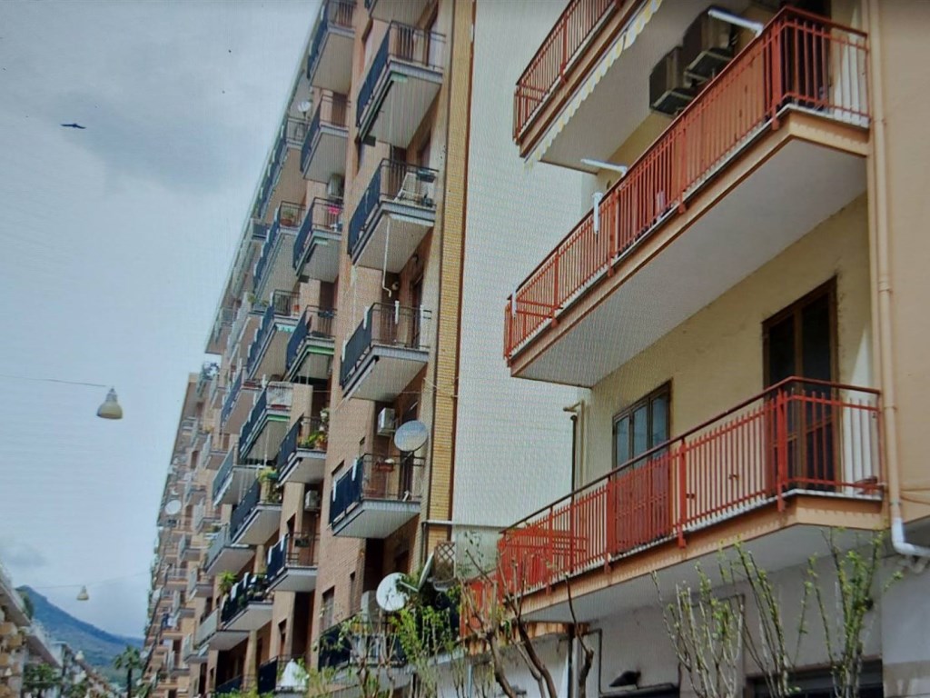 Appartamento in vendita a Salerno via luigi guercio