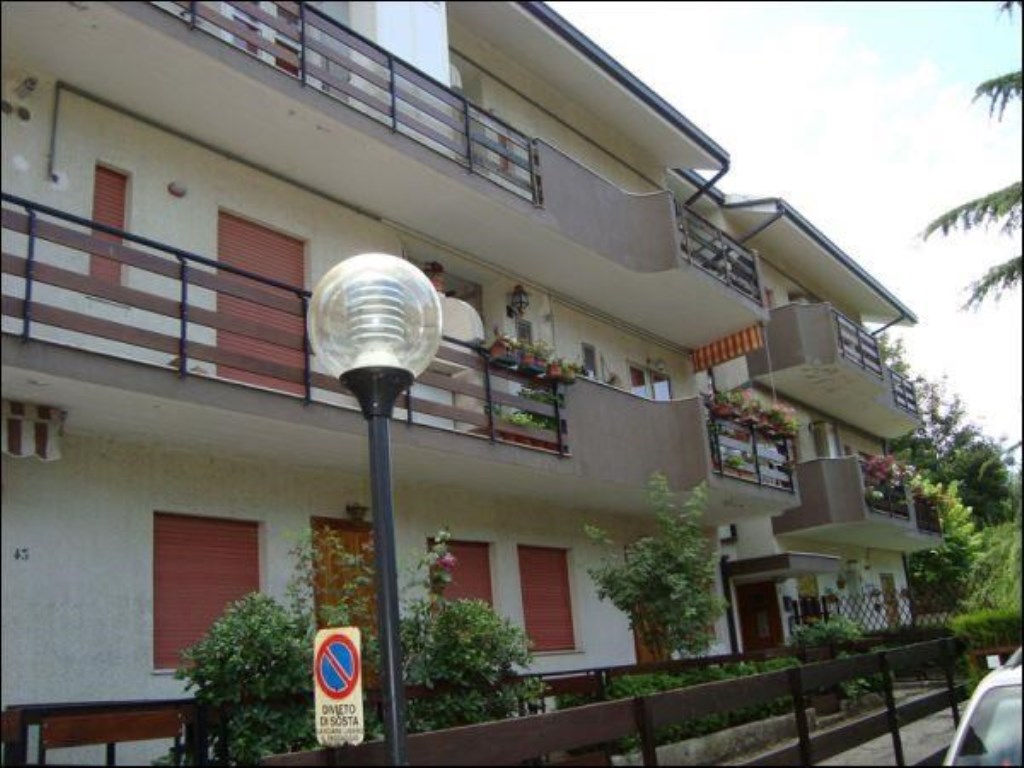 Appartamento in vendita a Caramanico Terme via della Libertà