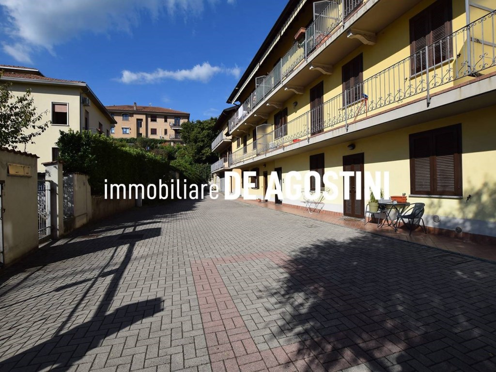 Appartamento in vendita a Castelletto sopra Ticino via Caduti della liberà 104