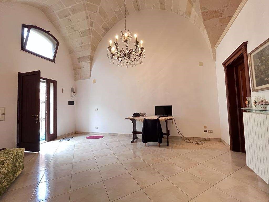 Casa Indipendente in vendita a Francavilla Fontana vico Cantore Caniglia 5