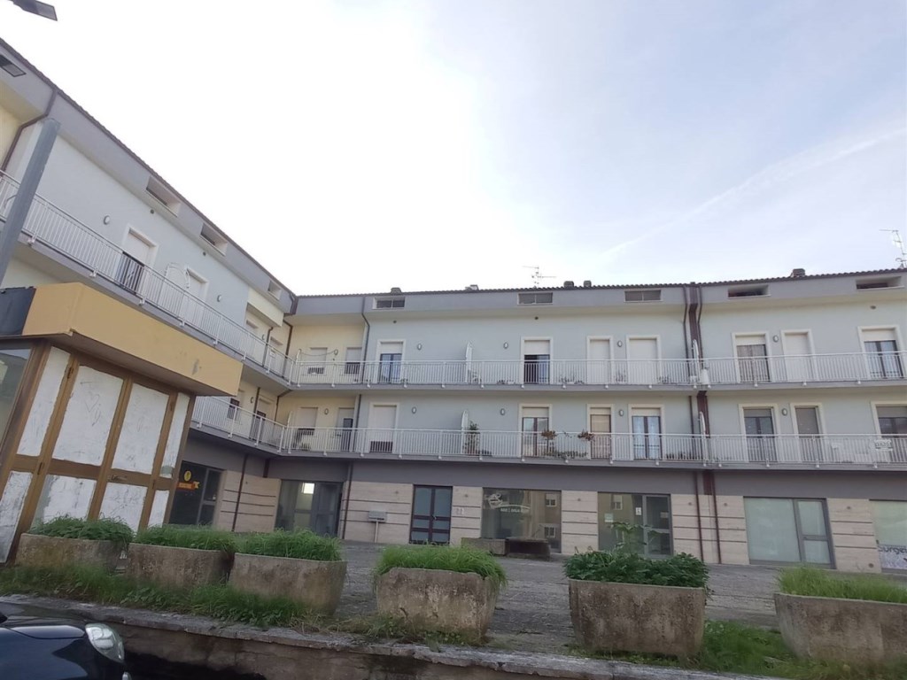 Appartamento in vendita a Castelraimondo via e. Mattei 35