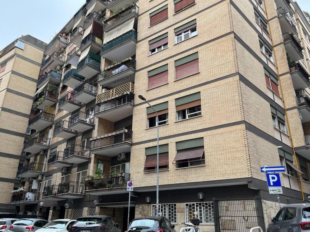 Appartamento in vendita a Roma roma Antonio Toscani