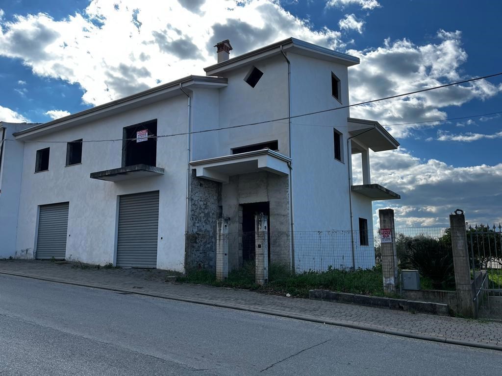 Palazzo in vendita a Grisolia grisolia scalo ferroviario