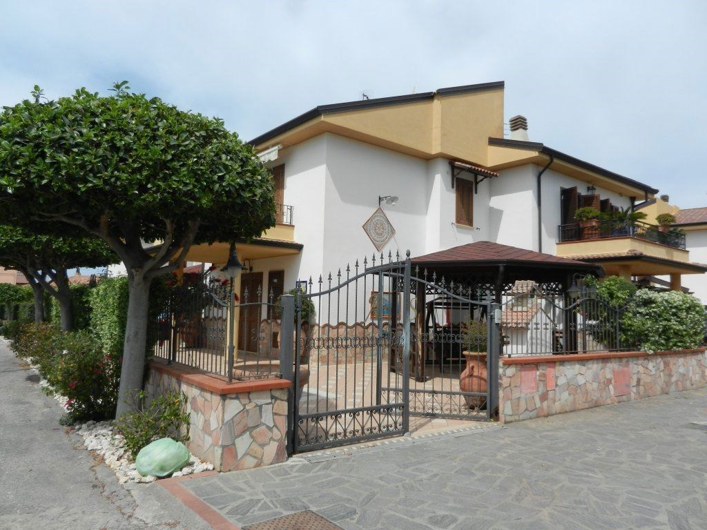 Villa in vendita a Santa Maria del Cedro santa Maria del Cedro degli aironi,00