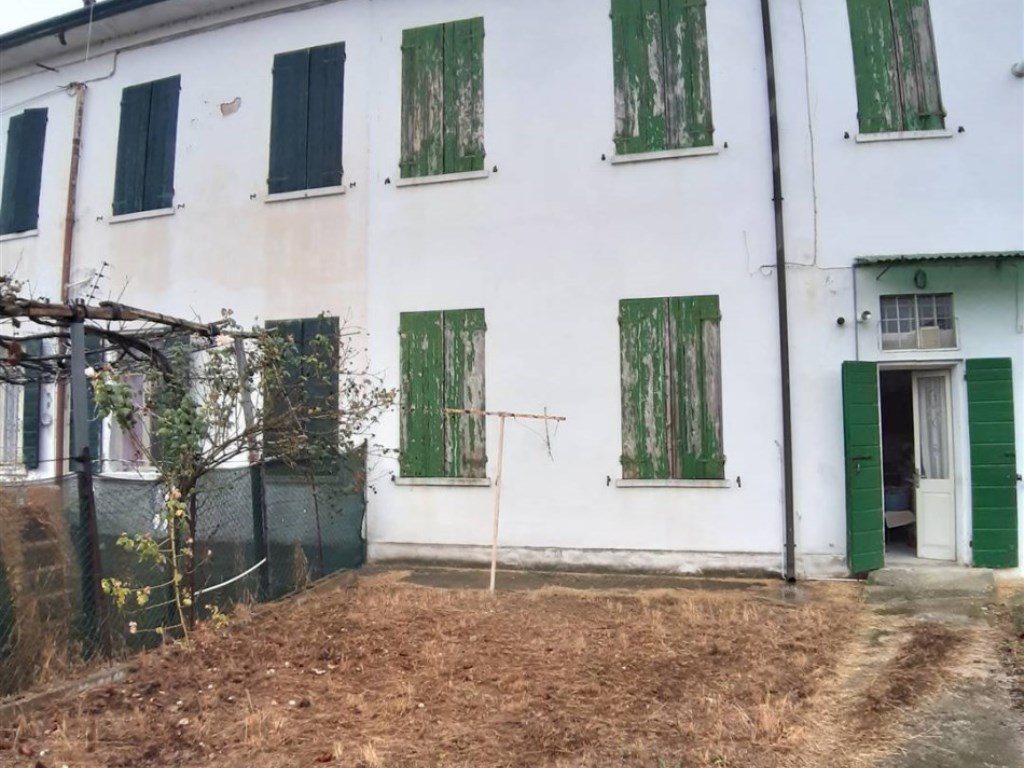 Villa Bifamiliare in vendita a Castelnovo Bariano
