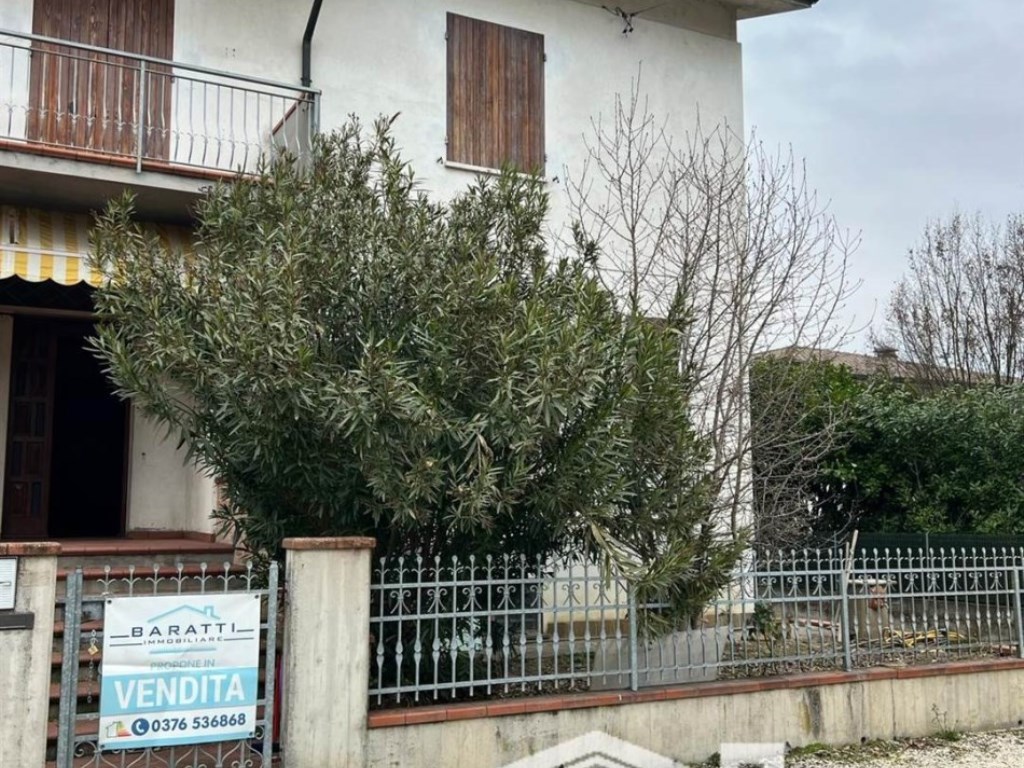 Villa a Schiera in vendita a Pegognaga parco florida
