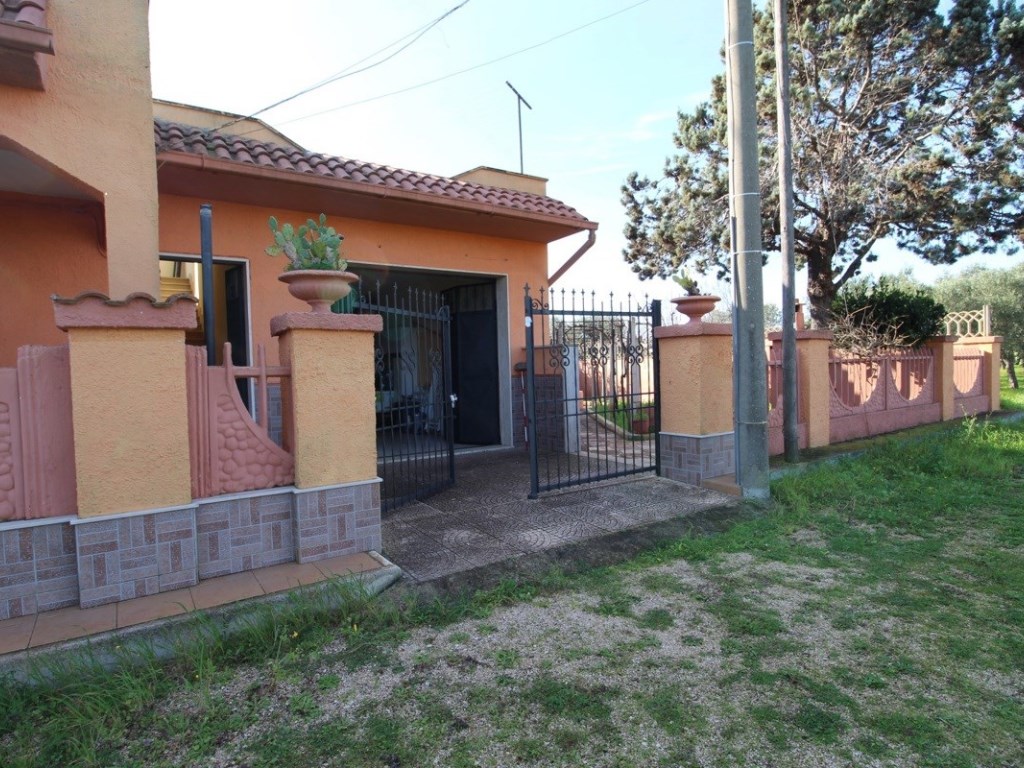 Casa Indipendente in vendita a Manduria manduria Degli Ulivi,50