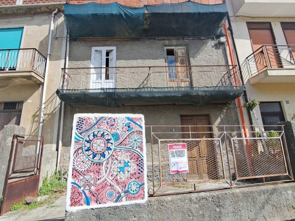 Casa Indipendente in vendita a Barcellona Pozzo di Gotto barcellona Pozzo di Gotto san paolo barcellona,33