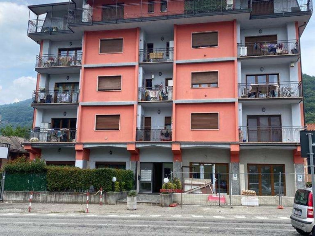 Appartamento in vendita a Lavena Ponte Tresa