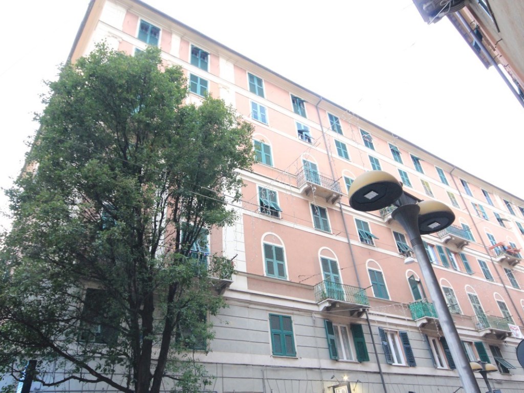 Appartamento in vendita a Genova genova Germano Jori