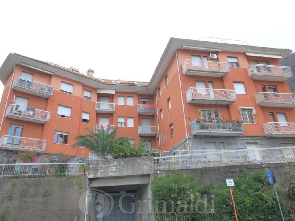Appartamento in vendita a Genova genova Val d'Aveto