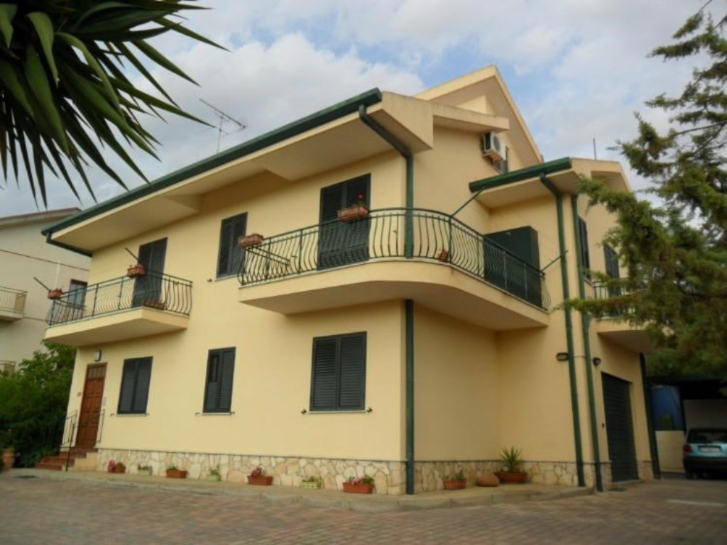 Villa in vendita a San Cataldo via babbaurra