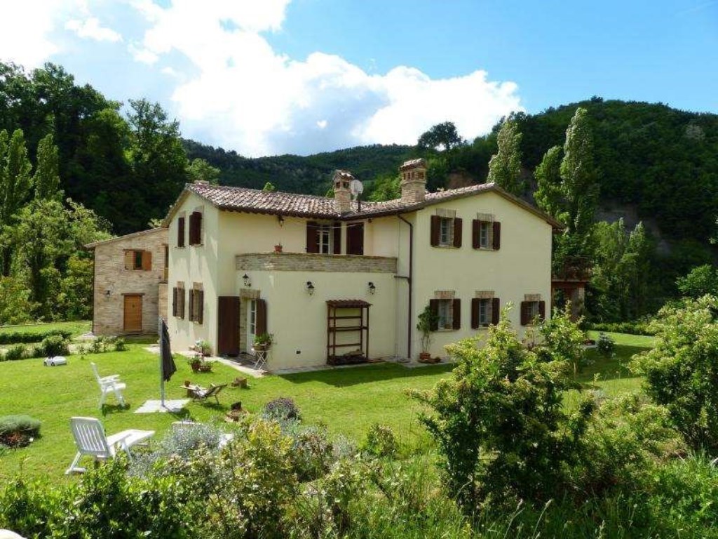 Villa in vendita a Urbino borgo mercatale