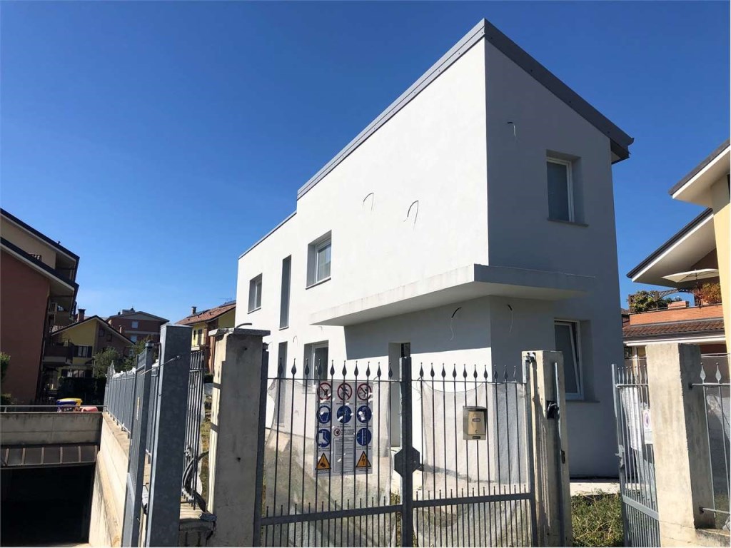 Villa in vendita a Ciriè via San Giovanni Bosco
