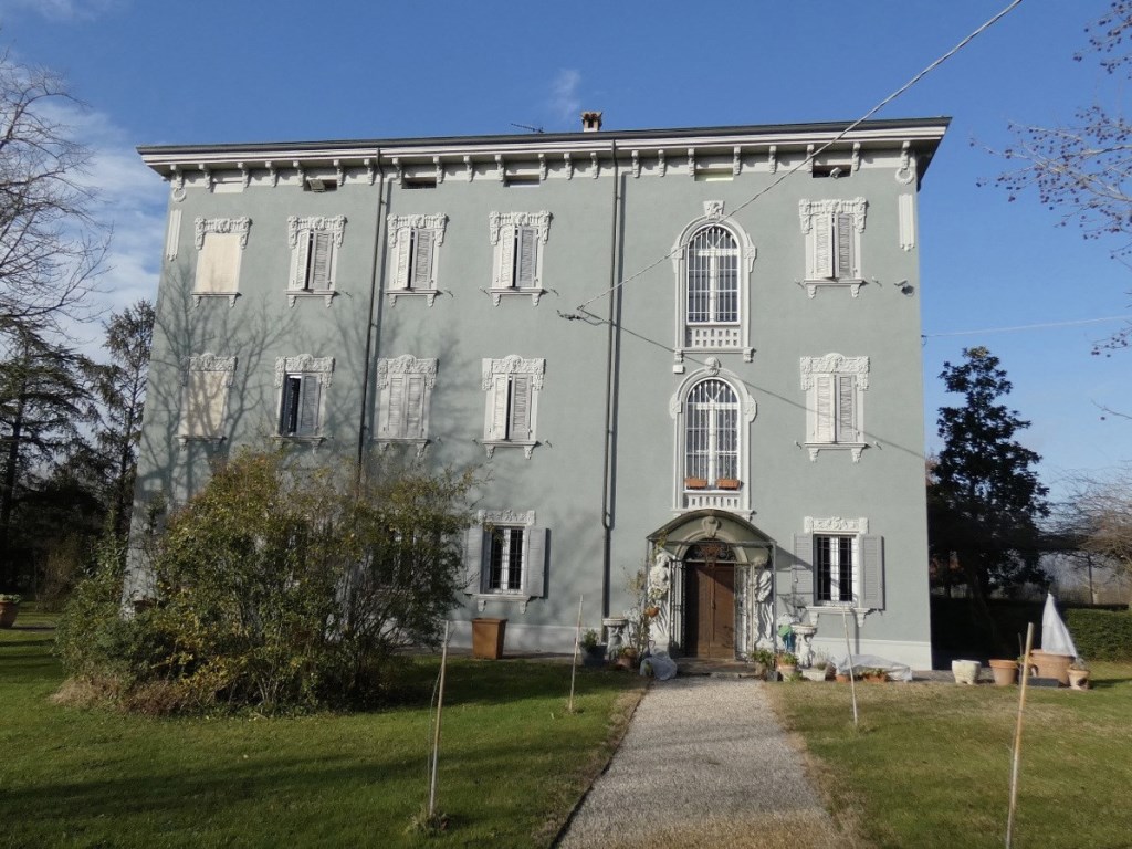 Villa Bifamiliare in vendita a Novellara novellara Provinciale Nord