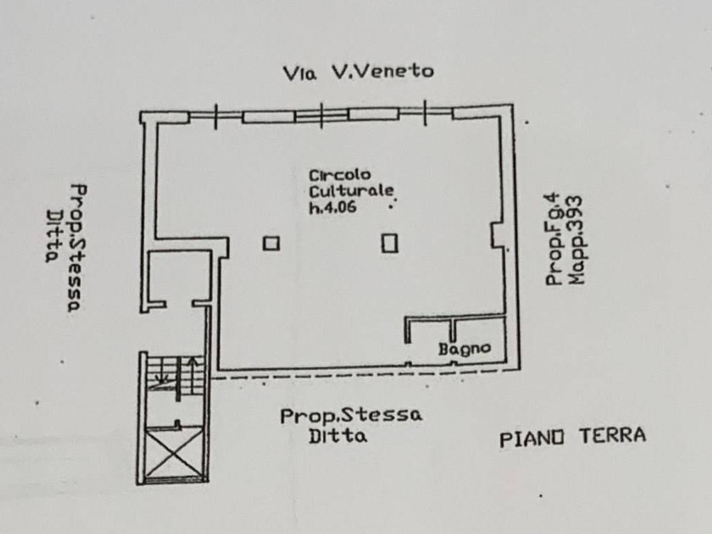 Negozio in vendita a Vittuone via Vittorio veneto 16