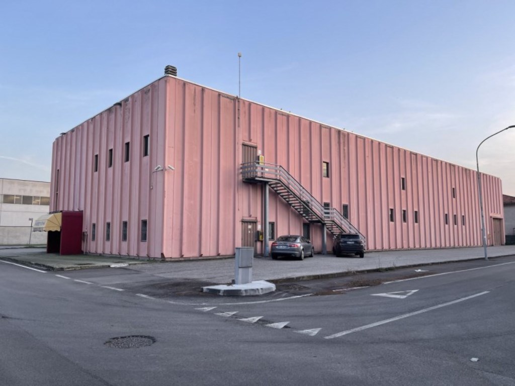 Capannone Industriale in vendita a Reggiolo
