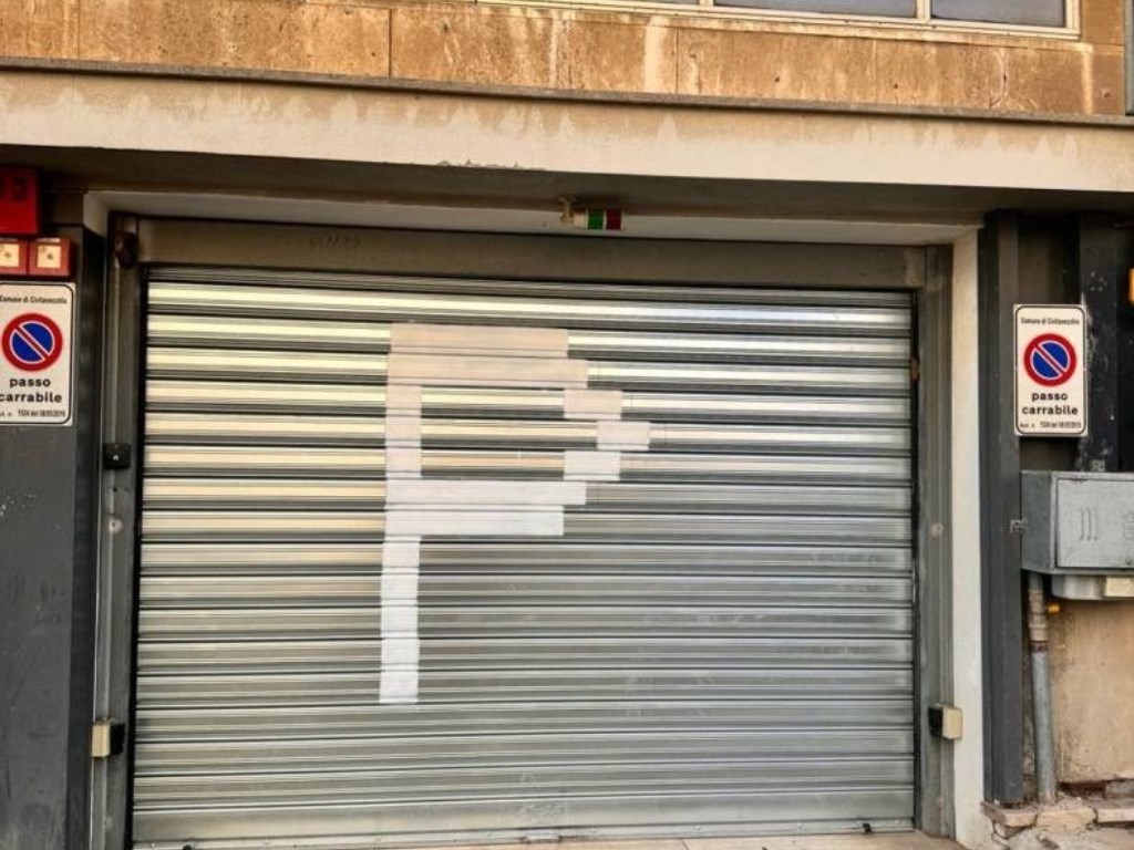 Garage in vendita a Civitavecchia via Giordano Bruno