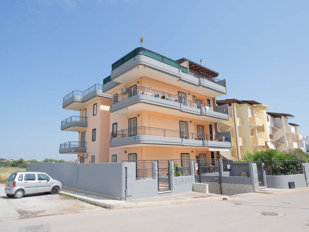 Appartamento in vendita a Palo del Colle via Auricarro 164