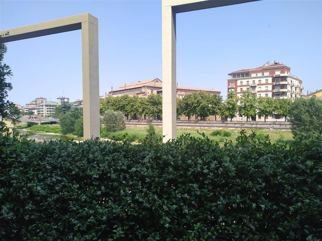 Appartamento in vendita a Parma via Dei Farnese, 14