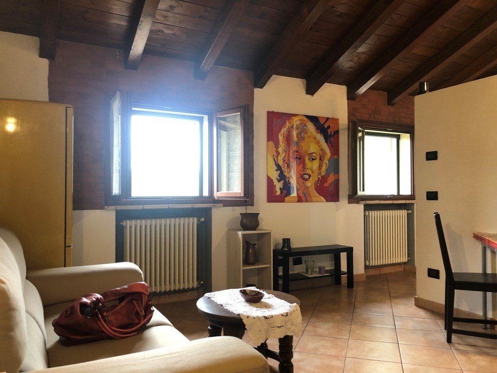 Appartamento in vendita a Collecchio strada Castellarso,