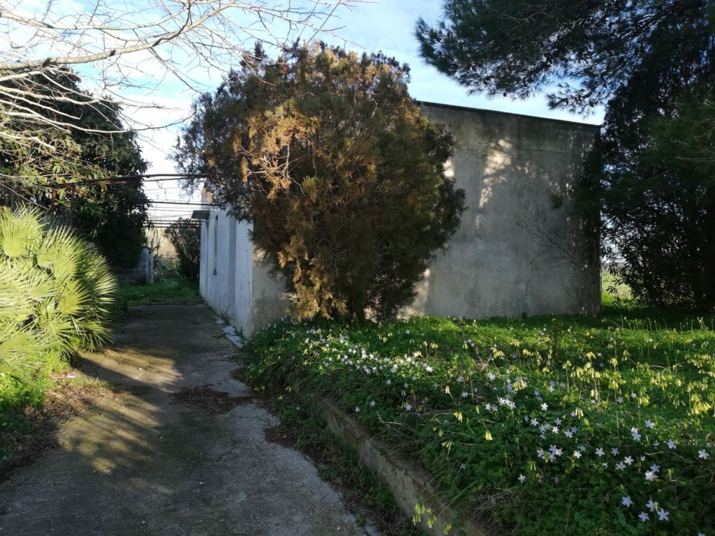 Casa Indipendente in vendita a Cutrofiano via Vicinale Cavallerizza